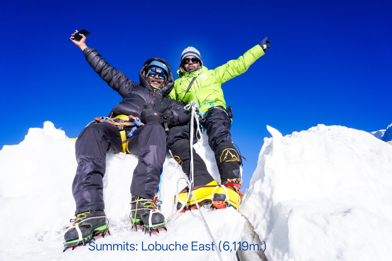Lobuche East (6,119m.)